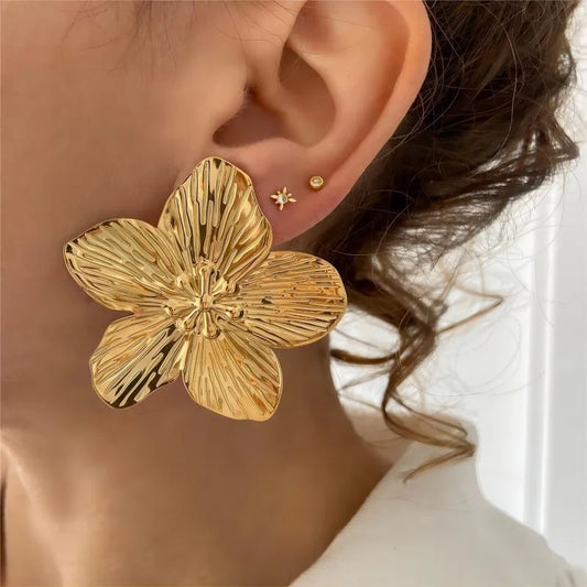 A&A Gold Flower Stud Earrings