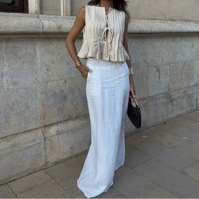 A&A Pleated Tie Front Sleeveless Chic Top