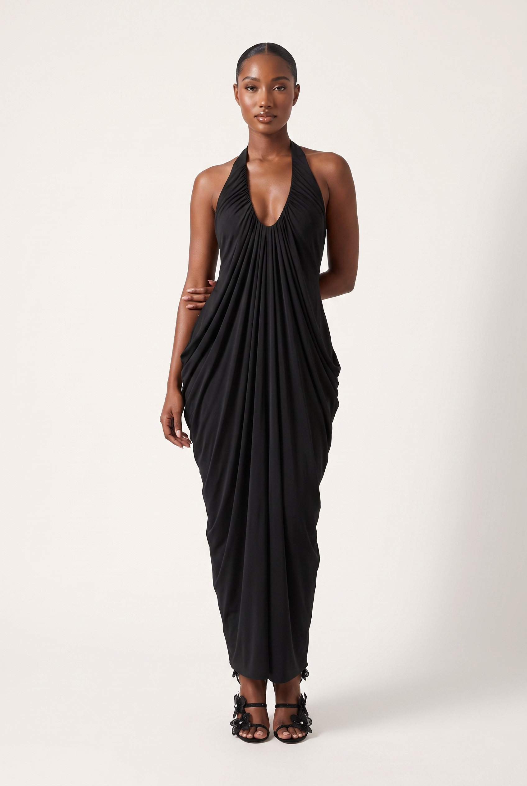 A&A Solene Pleated Halter Maxi Dress – ARIELLA & AYANA